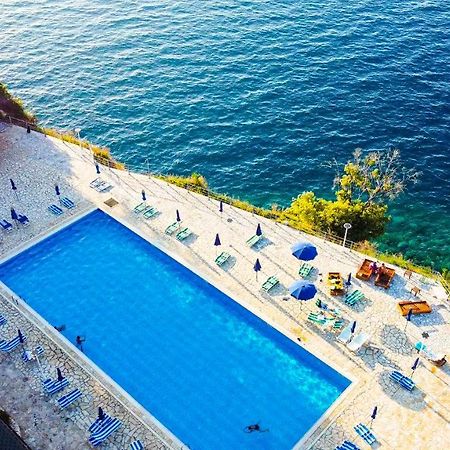 Villa Amos At Aquamarine Residence Vlorë Εξωτερικό φωτογραφία