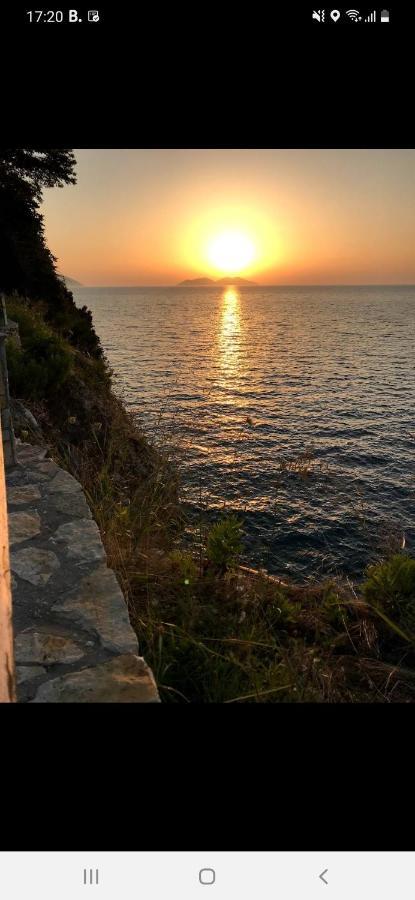 Villa Amos At Aquamarine Residence Vlorë Εξωτερικό φωτογραφία