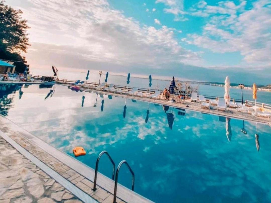 Villa Amos At Aquamarine Residence Vlorë Εξωτερικό φωτογραφία