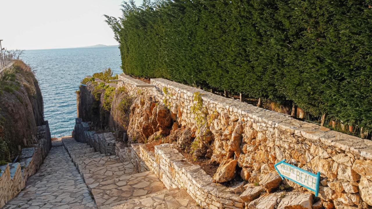 Villa Amos At Aquamarine Residence Vlorë Εξωτερικό φωτογραφία