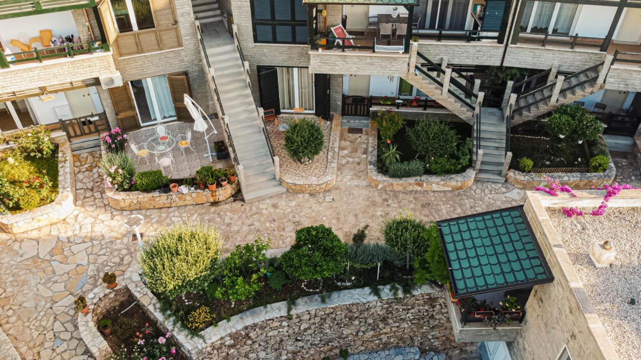 Villa Amos At Aquamarine Residence Vlorë Εξωτερικό φωτογραφία
