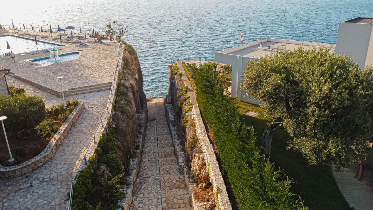 Villa Amos At Aquamarine Residence Vlorë Εξωτερικό φωτογραφία