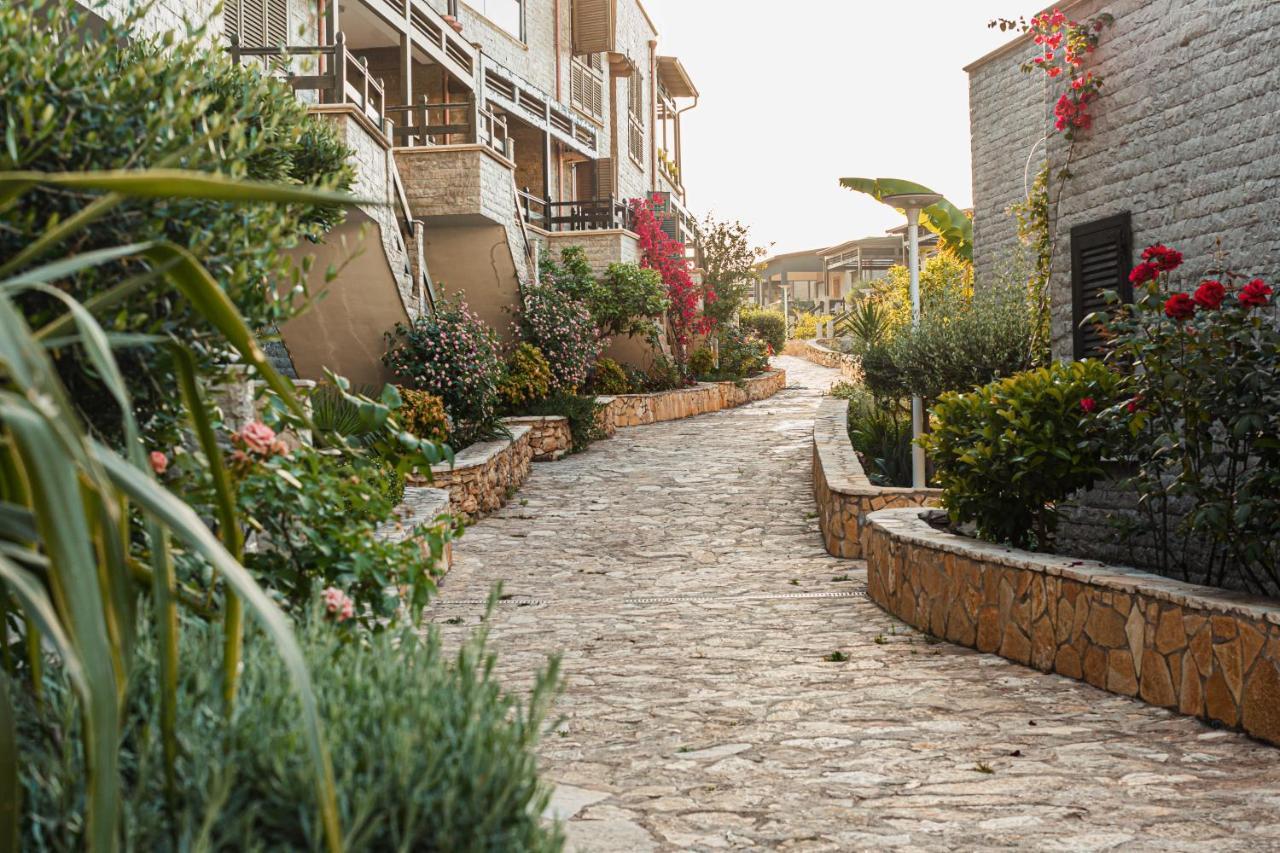 Villa Amos At Aquamarine Residence Vlorë Εξωτερικό φωτογραφία