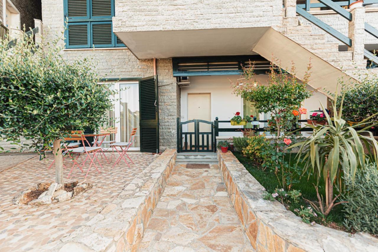 Villa Amos At Aquamarine Residence Vlorë Εξωτερικό φωτογραφία