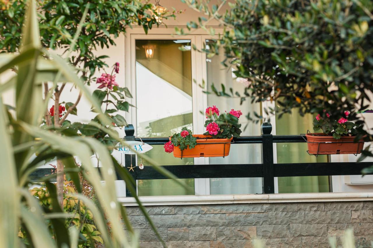 Villa Amos At Aquamarine Residence Vlorë Εξωτερικό φωτογραφία