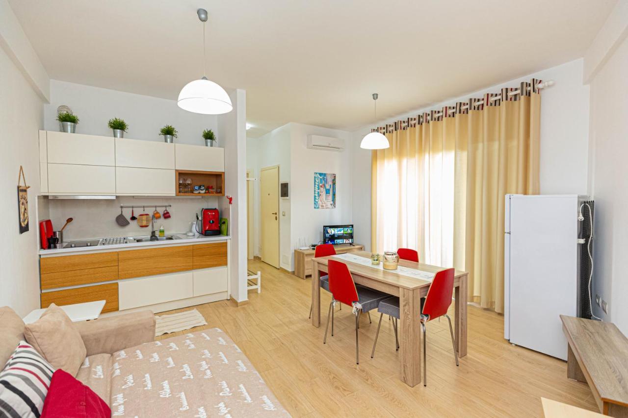 Villa Amos At Aquamarine Residence Vlorë Εξωτερικό φωτογραφία